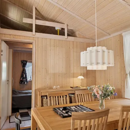 Erko - 575m From The Sea By Interhome