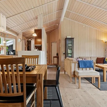 Erko - 575m From The Sea By Interhome *